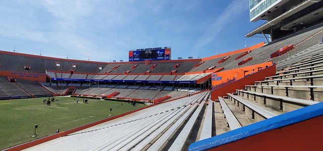 爷们笑中带 爷们笑中带