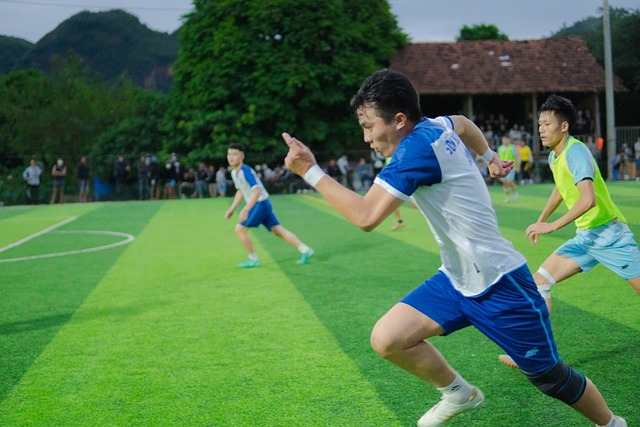 武磊替补登 武磊替补登